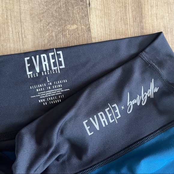 EVREE x Barbella Booty Leggings - Picture 3 of 9